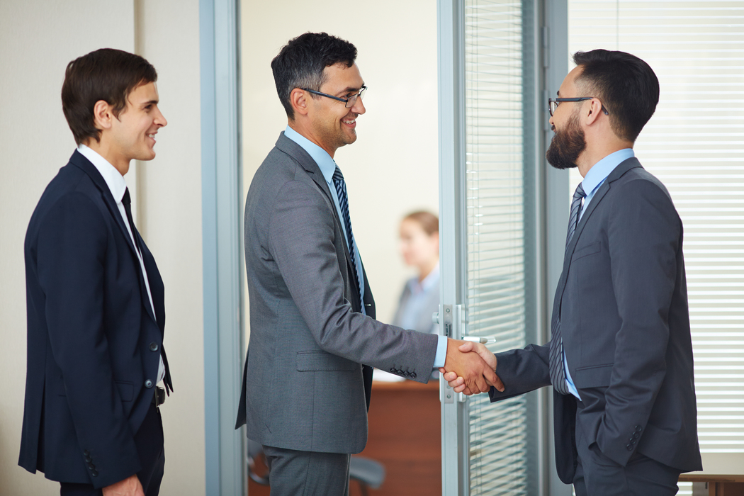 Sales Negotiation Tips: Negotiate like a Leader to anyone to anything